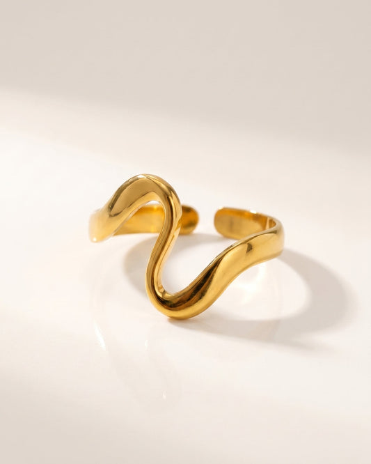 ELARA RING